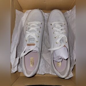 Keds Women's Center 2 Lace Up Sneaker - size 11